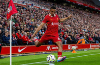 Liverpool'un yıldız oyuncusu Trent Alexander-Arnold takımdan ayrılacağını duyurdu