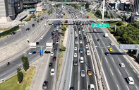 İstanbul'un çıkış noktalarında bayram tatili nedeniyle trafik yoğunluğu