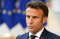 Macron'dan Cezayirli diplomatik pasaport sahiplerine uygulanan vize muafiyetinin askıya alınması kararı