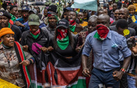 Kenya'da 'fenomen' isyanı büyüyor: Nairobi'deki gösterilerde bir protestocu polis kurşunuyla öldürüldü
