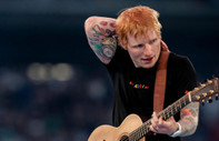 Ed Sheeran zirveye tutunuyor