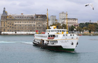 İstanbul'da sis nedeniyle bazı vapur seferleri iptal edildi