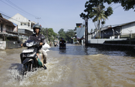 Endonezya'da sel felaketi: 3 milyar dolarlık yardım gerekiyor