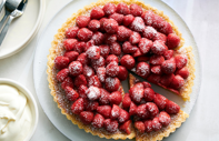 Taze çilekli tart