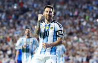 Messi şov yaptı: Arjantin Cezayir’i 3-0 geçti