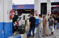 Libya'da yakıt kuyrukları: Mobil istasyonlar kuruldu