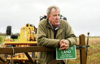 Jeremy Clarkson amcanın eğlenceli bir çiftliği var