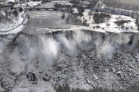 ABD'de kutup soğukları: Niagara Şelaleleri kısmen dondu