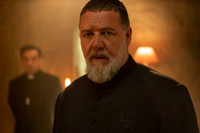 Russell Crowe'un başrolünde yer aldığı The Pope's Exorcist'ten fragman