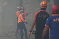 İzmir yangınında 18 saat geride kaldı: Yerleşim yerlerine sıçraması engellendi