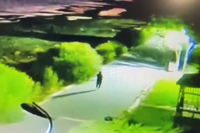 Van'da kaybolan Rojin'in sahile indiği anlar kameraya yansıdı