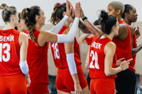 Filenin Sultanları final için salona geldi