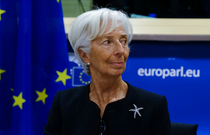 Avrupa Merkez Bankası Başkanı Lagarde'a "çift maaş" tepkisi: AB'nin en yüksek maaşlı yetkilisi mi?