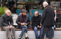 Emekli maaş artışlarında 'oran farkı' AYM'ye taşındı