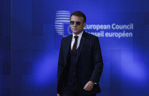 Macron'un 10 yıllık savunma stratejisi tehdit altında