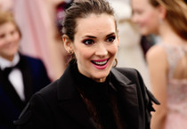 Tim Burton ve Winona Ryder, Wednesday'in üçüncü sezonunda yeniden bir arada