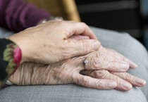 Yeni araştırma: Yaşam süresi sandığımızdan daha çok genlere bağlı olabilir