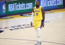 LeBron James, NBA'de yeni rekora imza attı