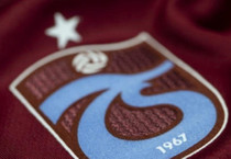 Trabzonspor’un takım otobüsüne taşlı saldırı