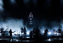 Konserde Filistin bayrağı açan Massive Attack'e soruşturma