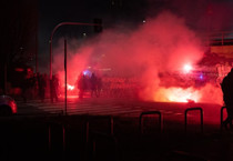 İtalya'da Milano-Cortina Kış Olimpiyat Oyunları'na karşı düzenlenen protestoda olaylar çıktı