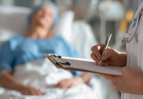 Klinik araştırmadan umut veren sonuç: Kanser iğnesi dirençli tümörleri yok etti