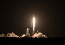 Falcon 9 dönüm noktası oldu: Uzay yarışında yeni cephe 'yeniden kullanılabilir roketler'