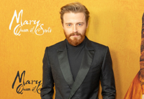Daniel Craig'e benzetiliyor: Yeni James Bond için ibre Jack Lowden'a dönüyor