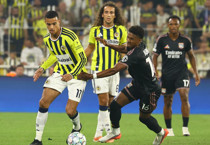 Kadıköy'de kazanan yok: Fenerbahçe ile Lyon 1-1 berabere kaldı, rövanş 26 Ağustos'ta