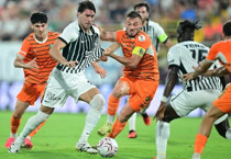 Corendon Alanyaspor, evinde Beşiktaş'ı mağlup etti