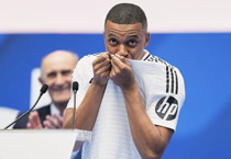 Mbappe'yle anlaşan On, Nike'ı kendi oyununda yendi