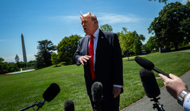 İran'ın askeri olarak yenildiğini söyleyen Trump, Tahran'dan 24 ila 48 saate yanıt bekliyor