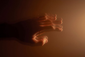 Kalıtsal olduğu düşünülüyordu: Parkinsonun sebebi içtiğimiz su, soluduğumuz hava olabilir