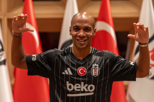 Beşiktaş'ta Joao Mario ile yollar ayrıldı