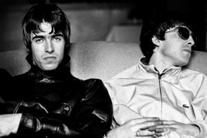 Oasis’in 1,6 milyon sterlinlik arşivi açık artırmaya çıkıyor