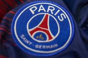 Ligue 1'de Lens'i yenen PSG, şampiyonluğunu ilan etti