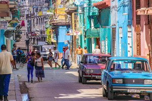 Küba'nın yakıt krizine girmesi sonrası Kanadalı madencilik şirketi faaliyetlerini durdurma kararı aldı