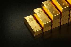 Mahfi Eğilmez'den altın ve gümüş yorumu: Büyük yatırımcıların oluşturduğu bir manipülasyon var