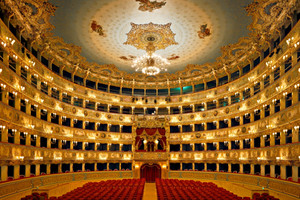 Ahmet Ertuğ’un 'Beyond the Vanishing Point' sergisi Venedik’te açılıyor