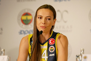 Eda Erdem, Fenerbahçe ile 2 yıllık sözleşme imzaladı