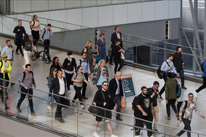 İyileşen verilere rağmen: Alman şirketler daha fazla işten çıkarma planlıyor