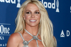 Britney Spears, alkol ve uyuşturucu ile araç kullanmaktan gözaltına alındı
