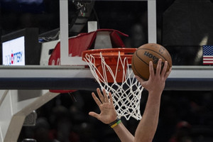 New York Knicks, Philadelphia 76ers'ı süpürdü: Konferans finaline yükseldi