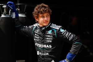 Formula 1'de Kimi Antonelli'den tarihi zafer