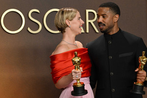 Oscar 2026: Kırmızı halıdan tören gecesine dikkat çeken kareler