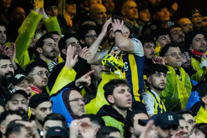 UEFA'dan Fenerbahçe'ye deplasmanda seyirci yasağı