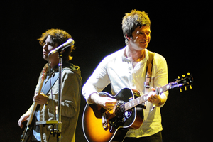 Oasis’in efsane albümünde kullanılan Noel Gallagher imzalı gitar açık artırmada: Değeri 60 bin sterlin