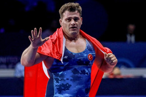 Rıza Kayaalp'ten Arnavutluk'ta tarihi şampiyonluk: 13'üncü altın madalyasını kazanarak rekor kırdı