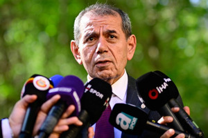 Dursun Özbek: Transferleri temmuzda yapsaydık 50 milyon euro fazla harcardık