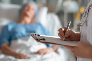 Klinik araştırmadan umut veren sonuç: Kanser iğnesi dirençli tümörleri yok etti